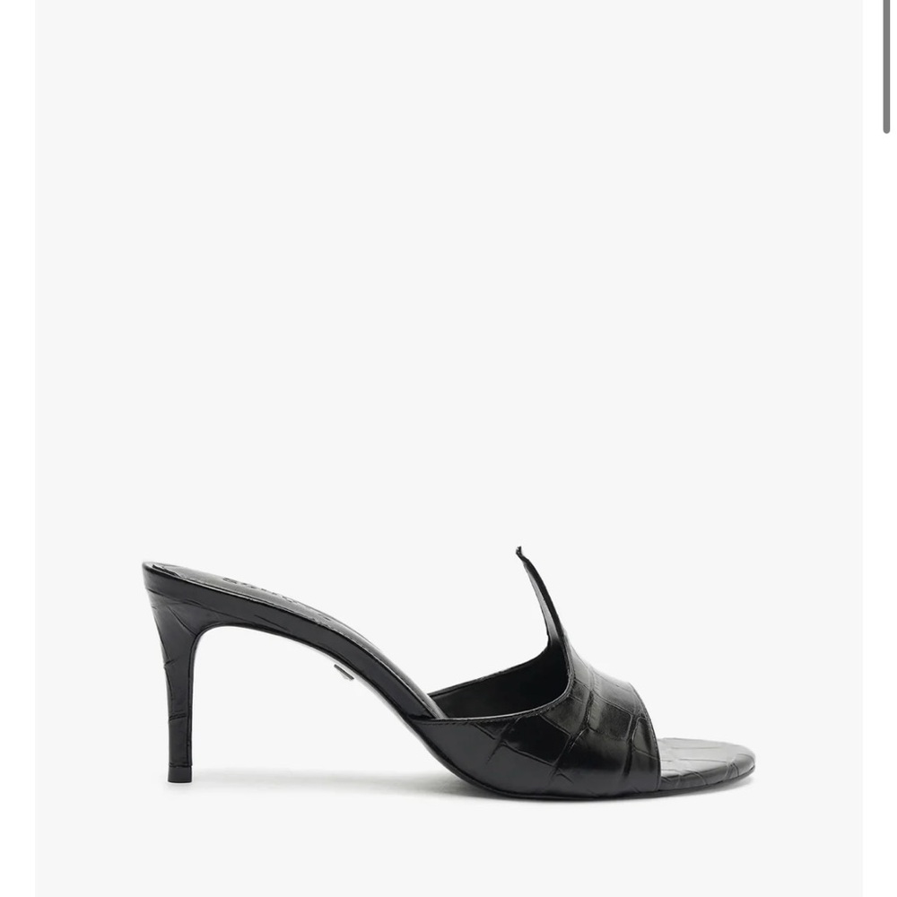 Elegant Black Heeled Mules